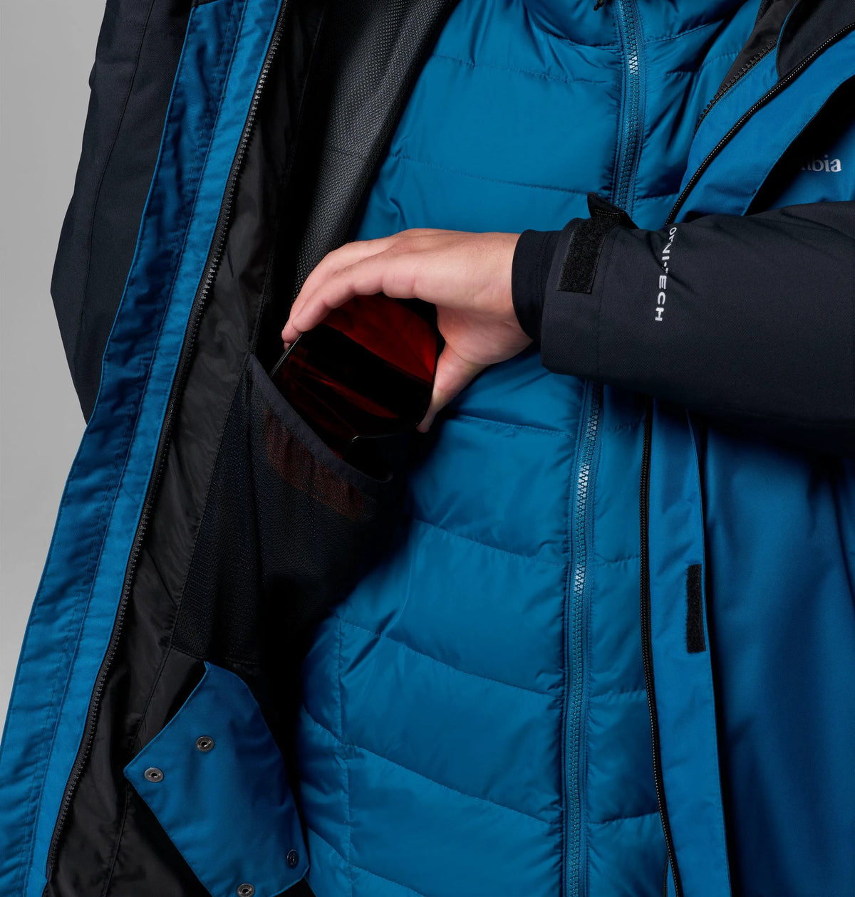 Phoenix Blue, Black