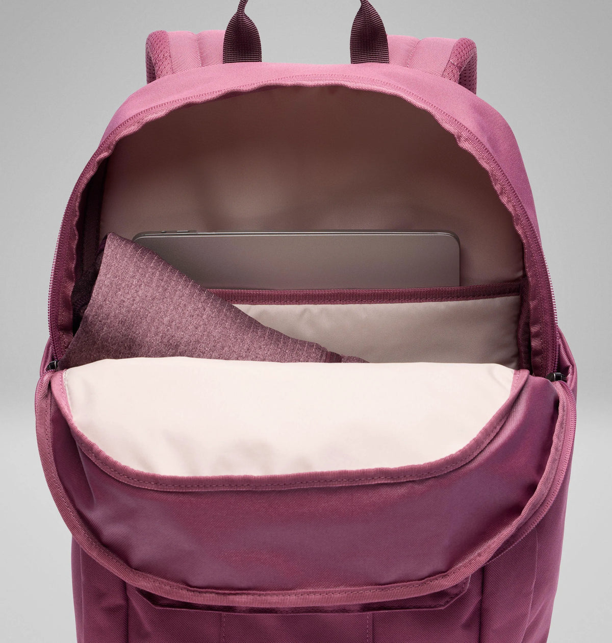 Antique Mauve, Moonvista