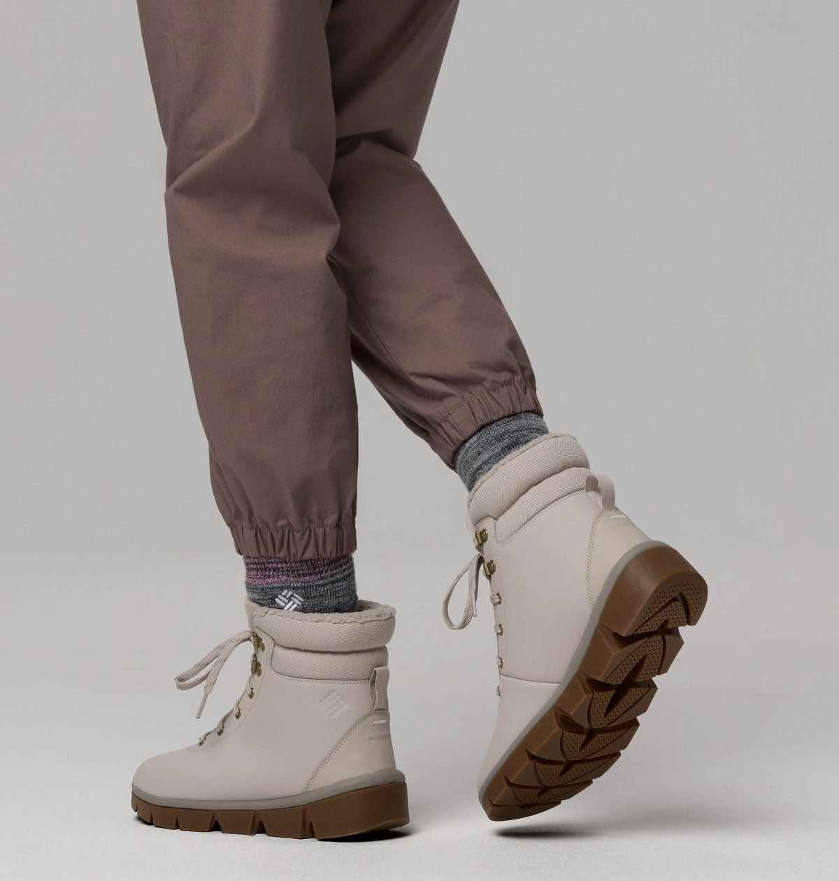 Soft Taupe, Natural