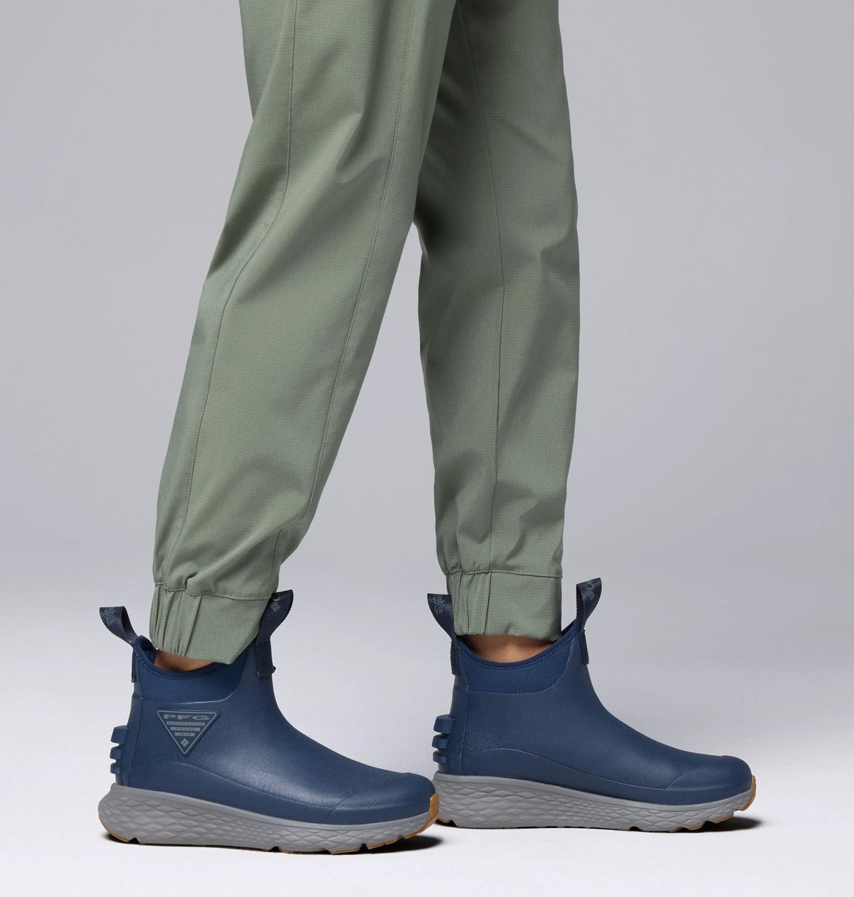 Collegiate Navy, Titanium