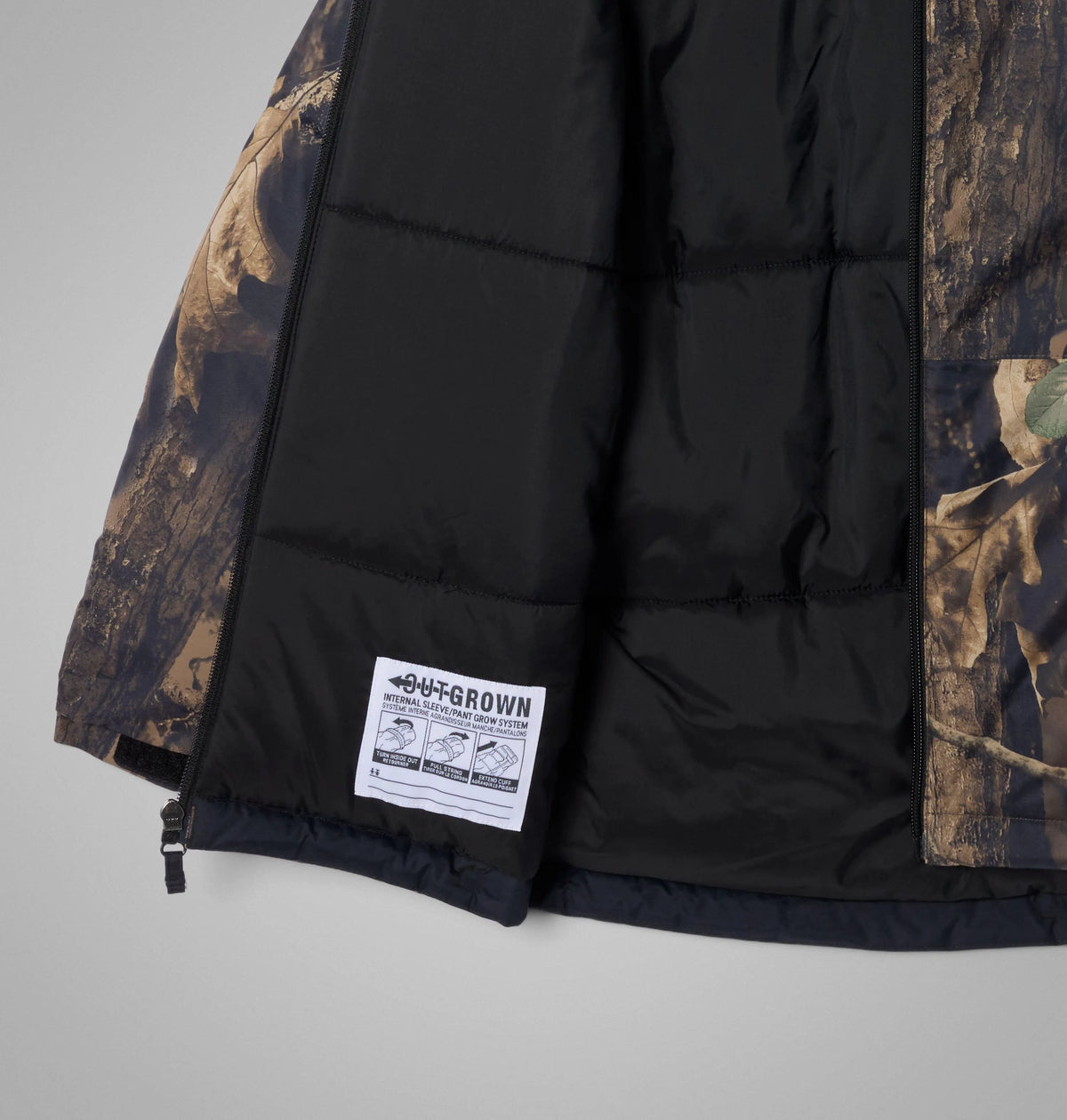Timberwolf, Black
