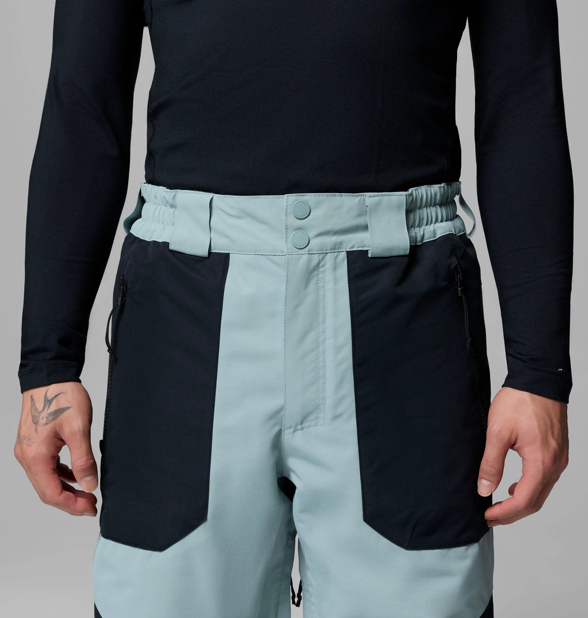 Crushed Blue, Black