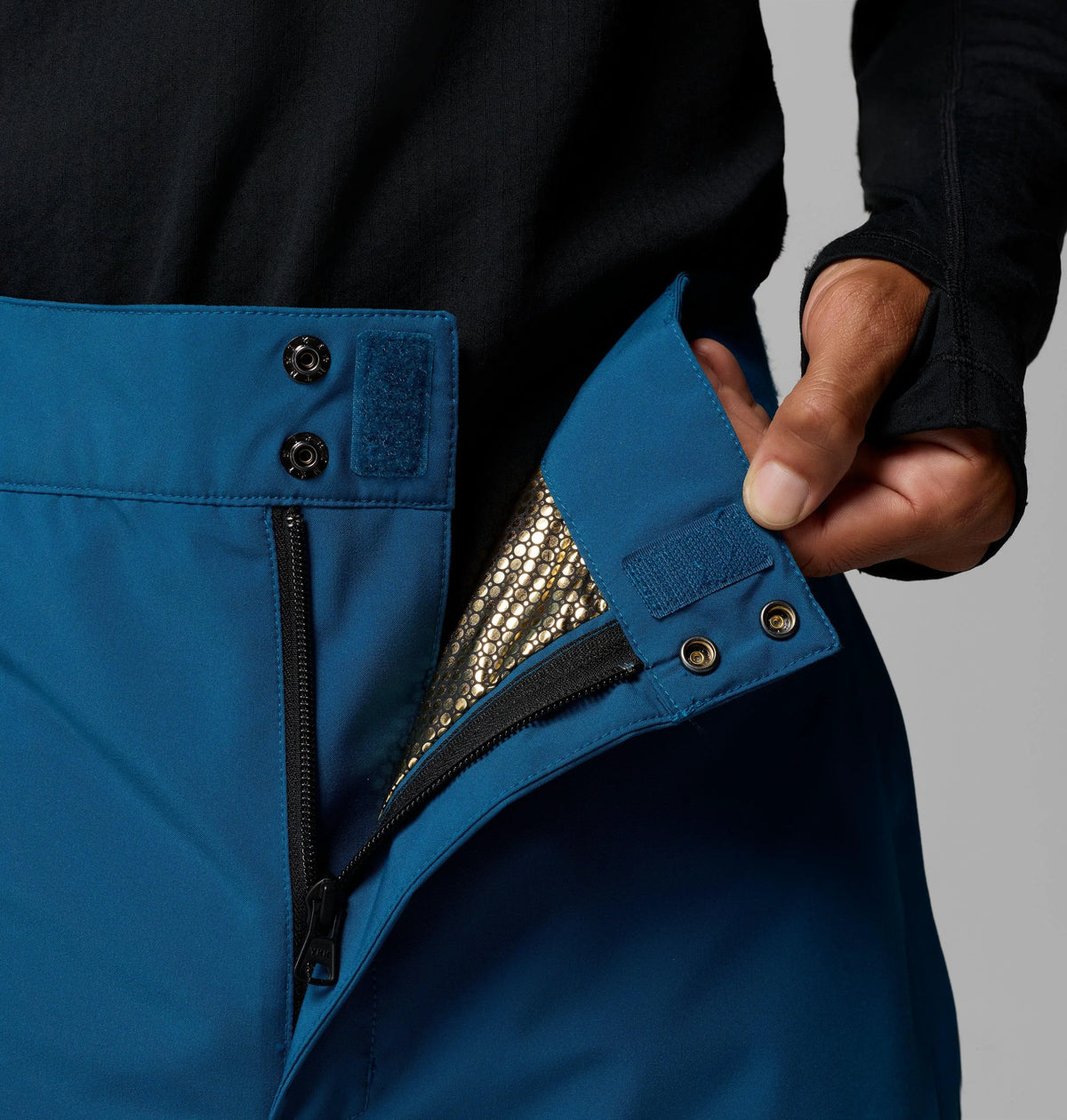 Phoenix Blue, Black