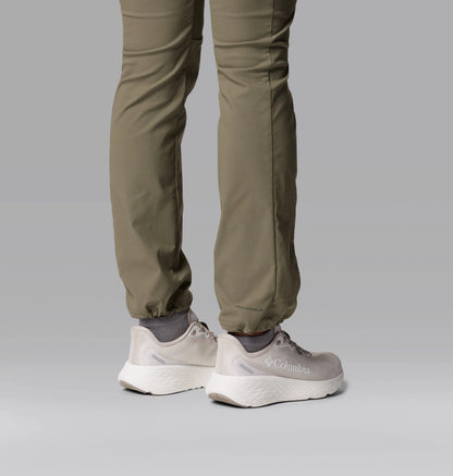 Soft Taupe, Stratus