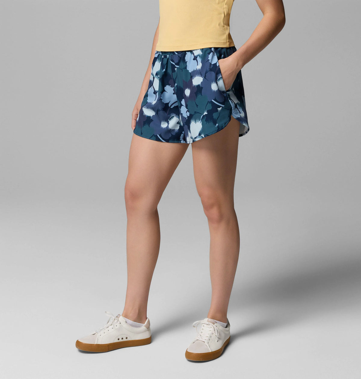 Collegiate Navy, Ikatbloom