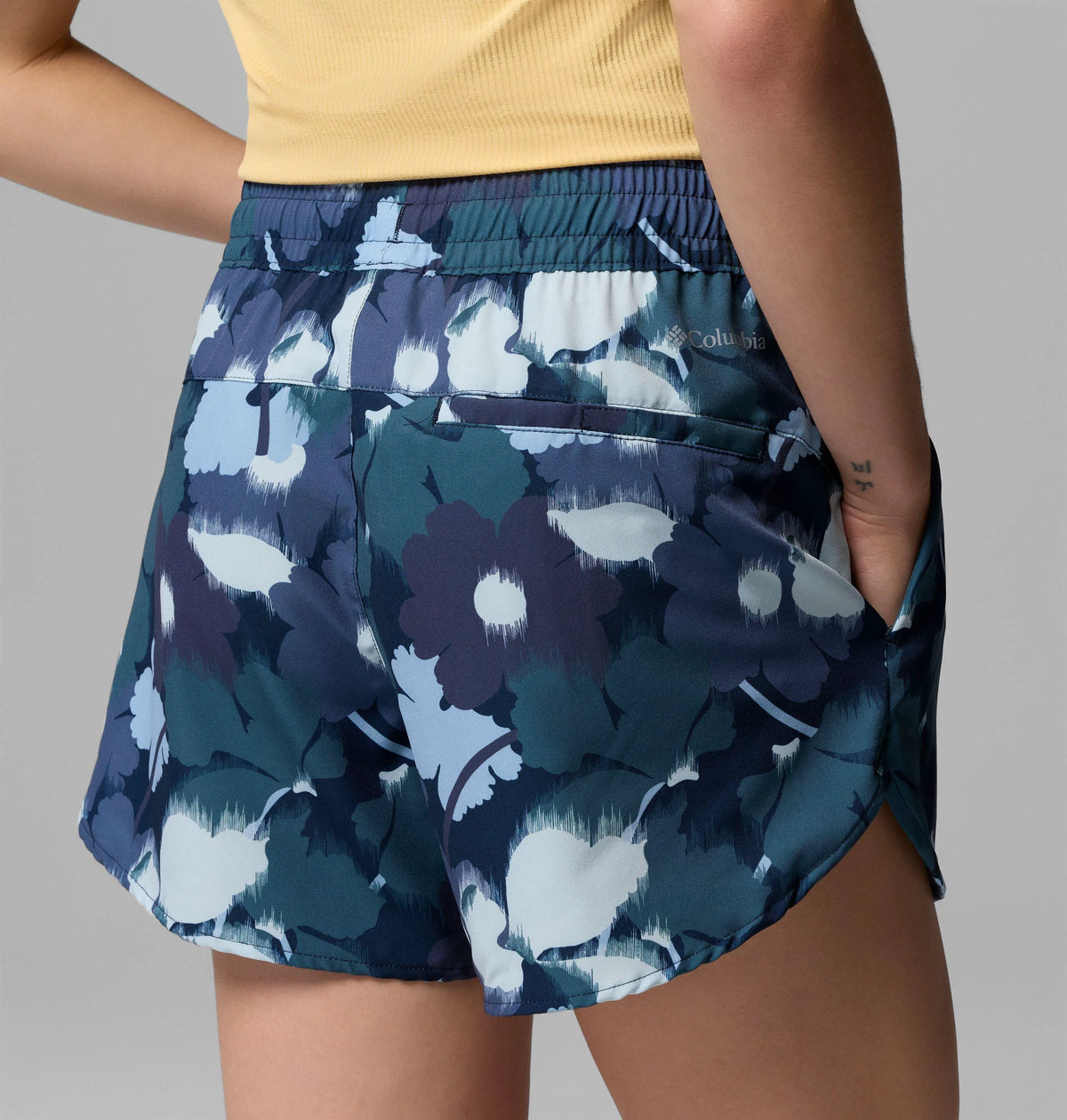 Collegiate Navy, Ikatbloom