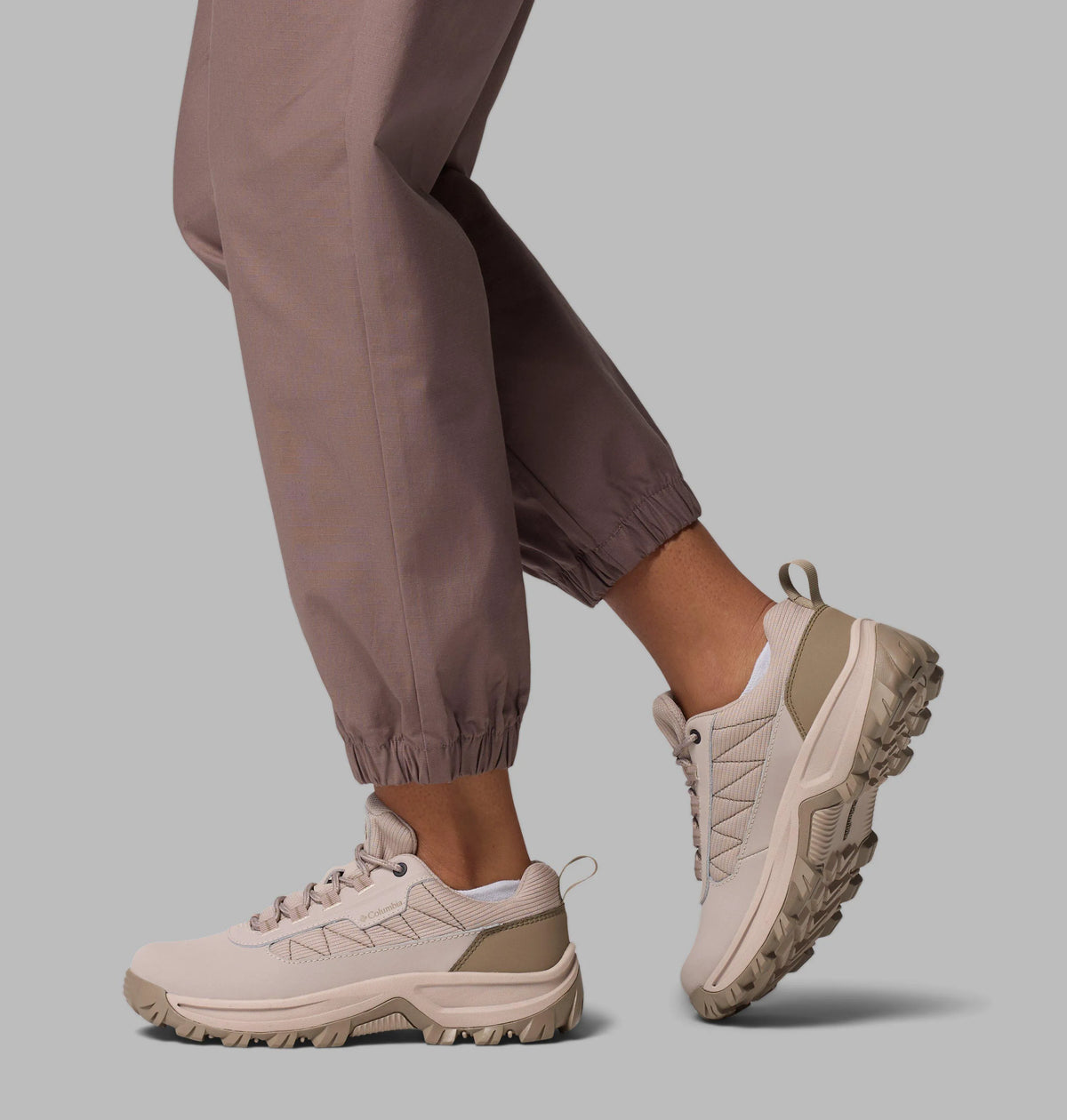 Soft Taupe, Pebble