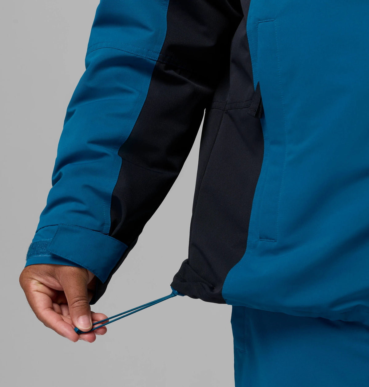Phoenix Blue, Black